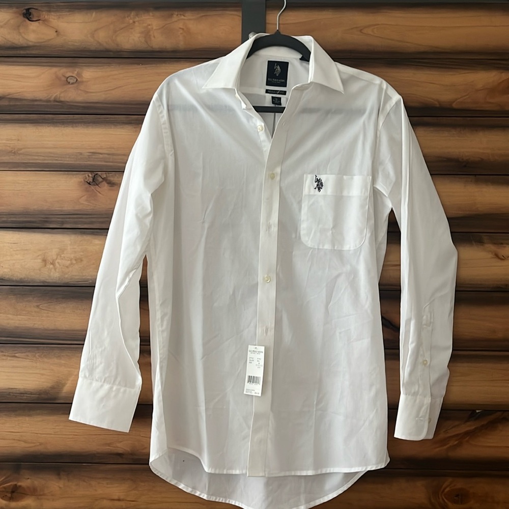 New with tags, regular fit M 15-15 1/2 32/33